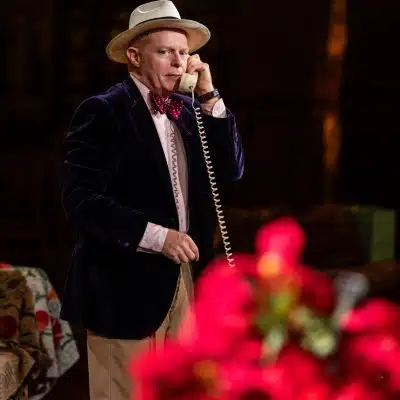 Tru Jesse Tyler Ferguson Gallery Image